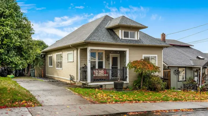 Craftsman exterior
