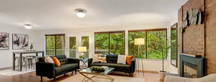 Living room with fireplace